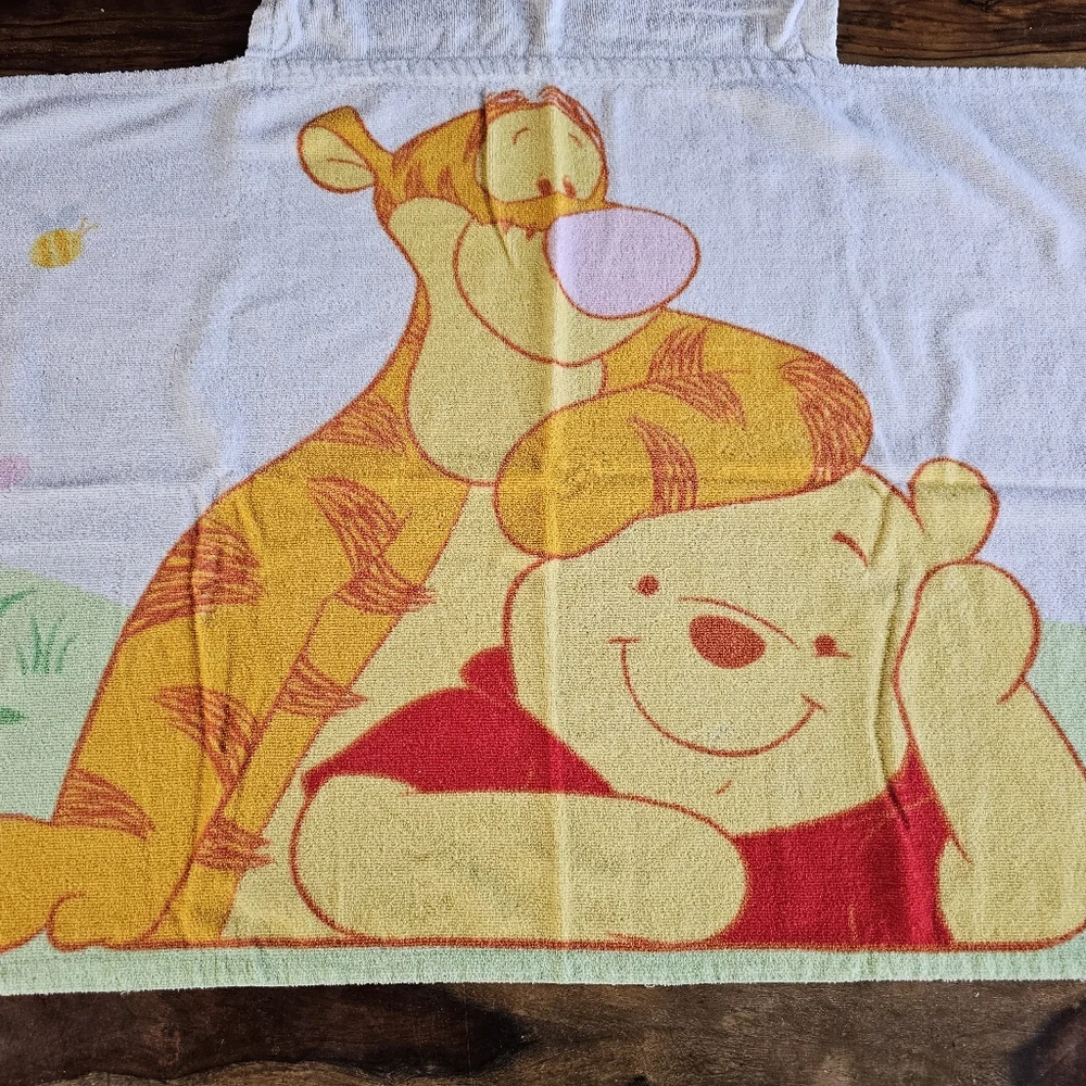Vintage Disney Winnie The Pooh & Tigger Hooded Bath Beach Towel 48